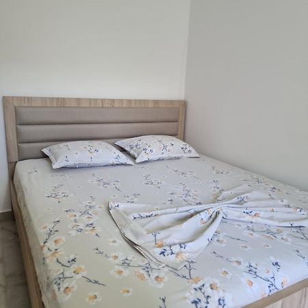 Rooms For Rent Durrës Exterior foto
