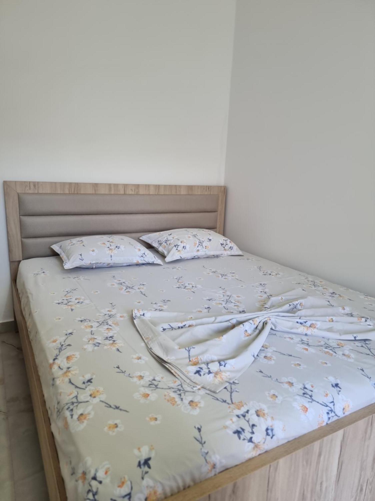 Rooms For Rent Durrës Exterior foto